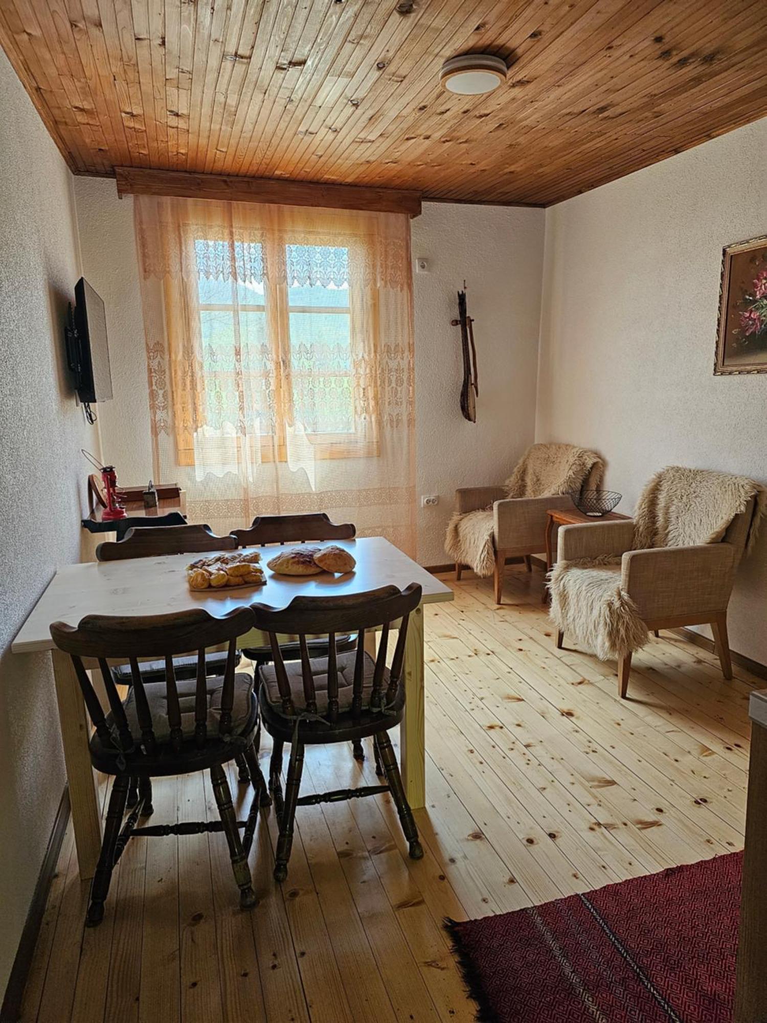 Traditional House Srna Мойковац Екстер'єр фото